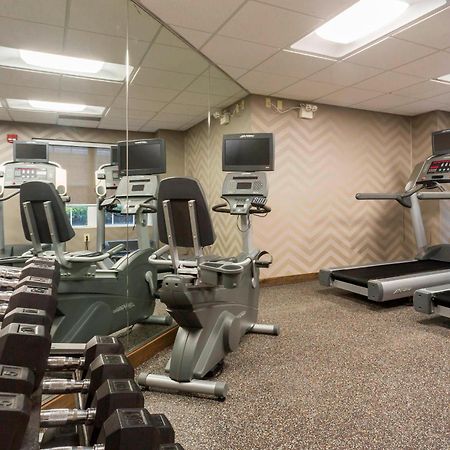 Residence Inn Louisville Northeast Экстерьер фото