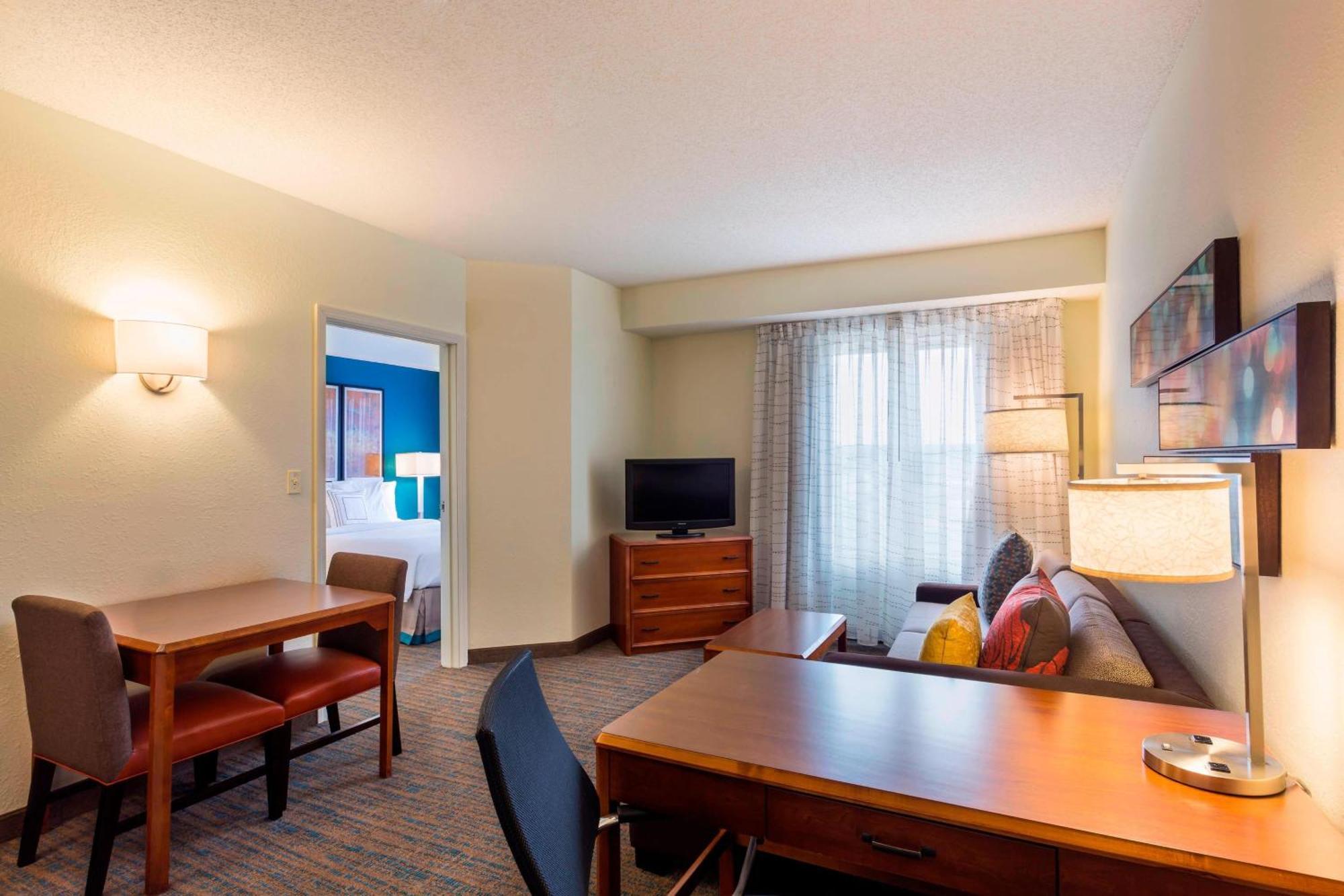 Residence Inn Louisville Northeast Экстерьер фото